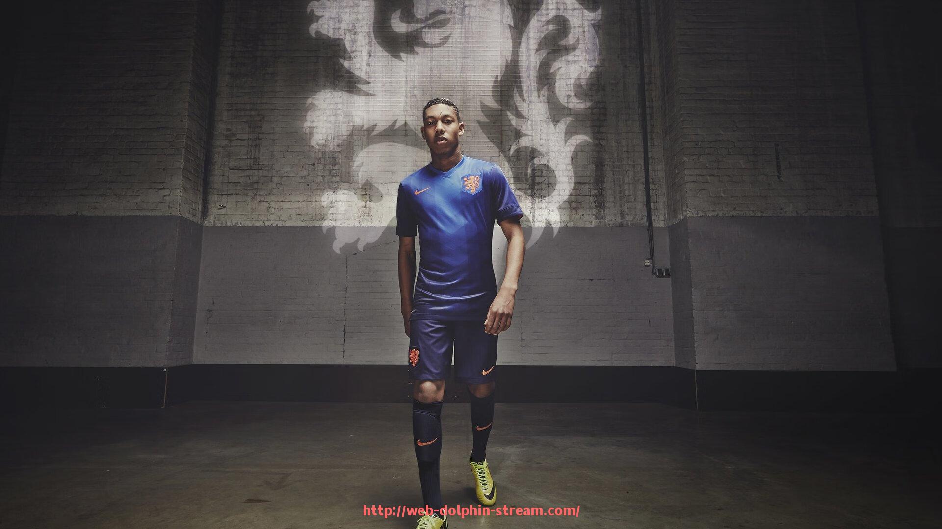 海豚直播-欧冠杯赛2021赛季进程回顾：热门球队表现与冷门爆出全记录